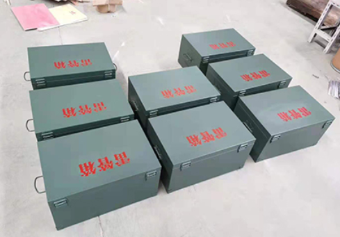 东川炸药箱和雷管箱一般是怎么存放的？